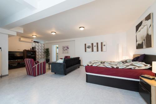 Sunset Villa - image 8