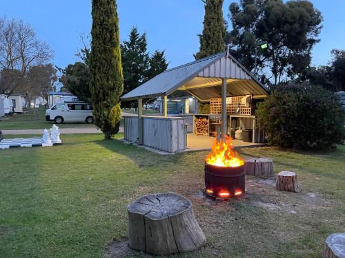 Acacia Caravan Park & Holiday Units