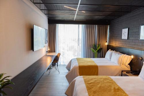 332149588 FULTON Business Luxury HOTEL