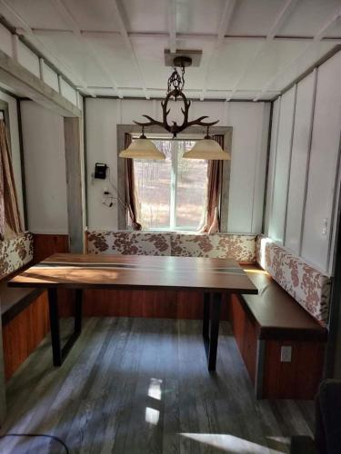 Greer Point Trails End Cabins in Greer (AZ)