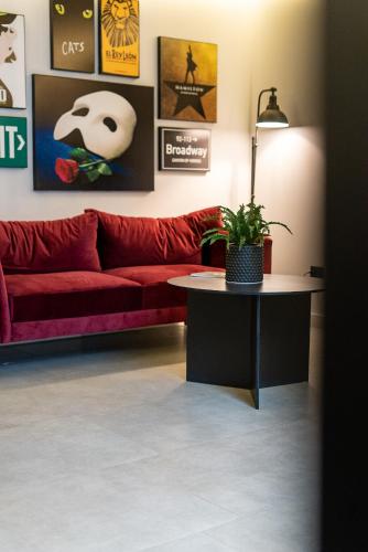 332150187 FULTON Business Luxury HOTEL