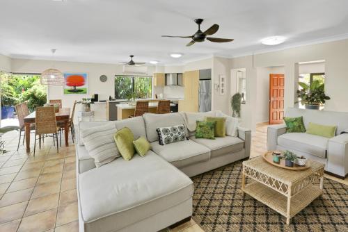 Villa Blue - Coastal Family Escape