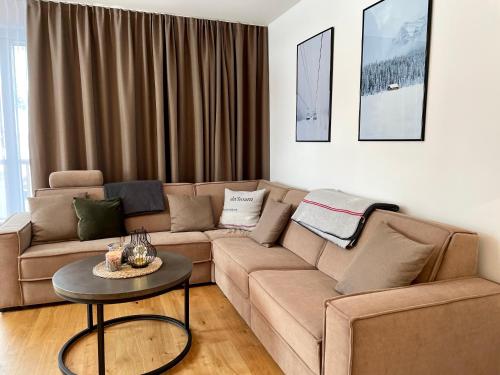 die Tauplitz Lodges - Alm Lodge A8 by AA Holiday Homes, Tauplitz