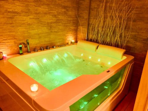  YourHome - La Meta Perfetta Rooms&Spa in Meta