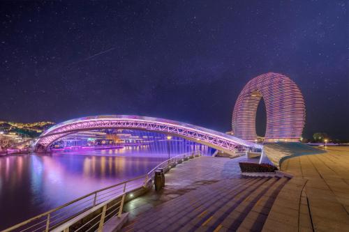 Huzhou Wealth Hotel