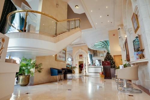Lobby, Grand Continental Flamingo Hotel in Abu Dhabi