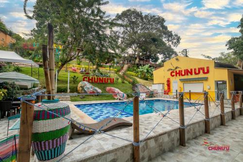 Chunuu Hostal y Glamping Minca