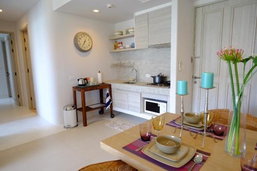 Chelona 463 Khao Tao Condominium