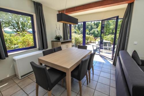 Two-Bedroom House image 5
