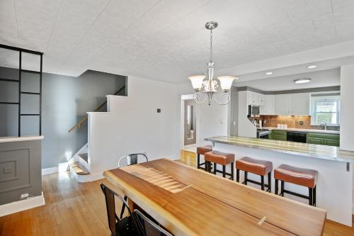 "Sweet Serenity" Stay 10 Minutes from Hershey home "Sweet Serenity" Stay 10 Minutes from Hershey home