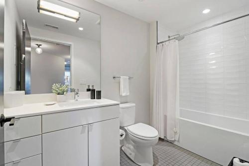 Lux 1BR/1BA Apartment in Belmont