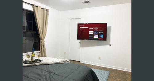 3Bd Cabin Family Fun Arcade Games Fire Pit 5 Min From Lake Fishing Hunting in Broken Bow, USA