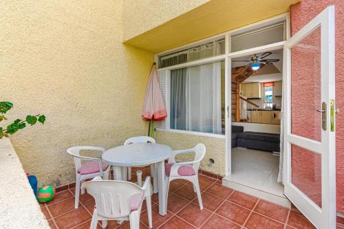 Nice 2 level apartment El Cortijo Las Americas LA45 - image 7