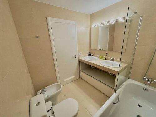 Wonderful Ocean View Townhouse! AC! Parking! PA01 - image 4