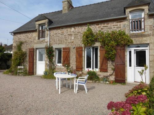 Semi-detached house, St Cast-le-Guildo gîte à louer Créhen