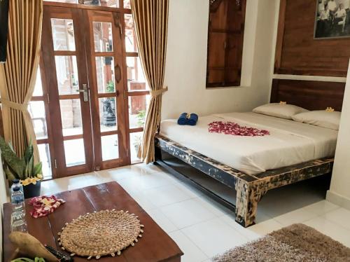 VILLA OPA DOEL YOGYAKARTA near Pinus Pengger Nature Tourism