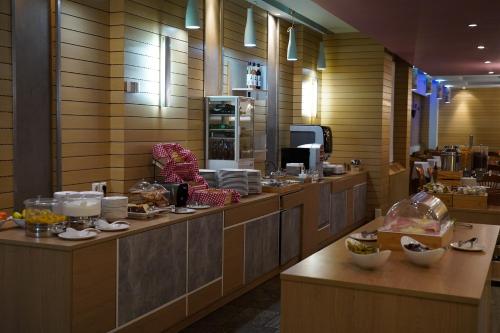 Hotel Antoniadis – Kalampaka, KY