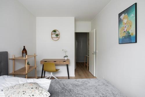 2ndhomes 2BR Home with Balcony in Punavuori