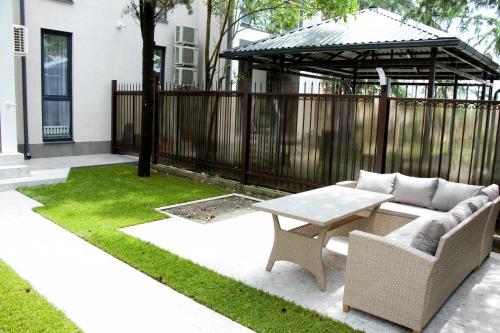 Rosemarine RED APARTMENTS - image 7