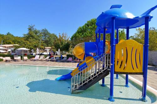 สนามเด็กเล่น, Polidor Camping Resort in เซเลนา ลากูนา