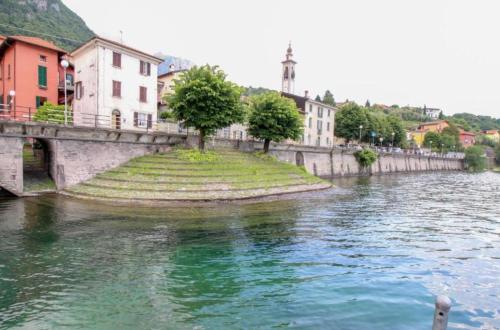 Ca Rossa on the Lake gîte à louer Abbadia Lariana
