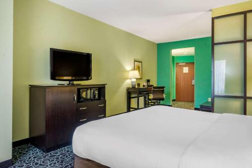 Comfort Suites At Fairgrounds-Casino