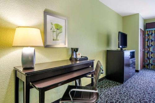 Comfort Suites At Fairgrounds-Casino