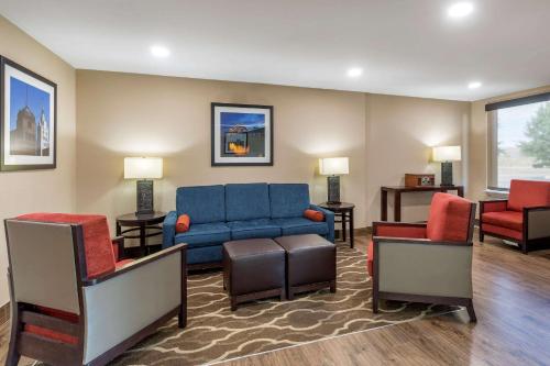 Comfort Inn & Suites Atoka-Millington