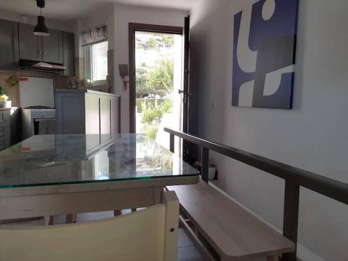 virtuve, Hidden beach maisonette with exciting view! in Ag. Dimitrios (Attiki)