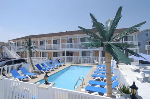 Daytona Inn and Suites - image 14