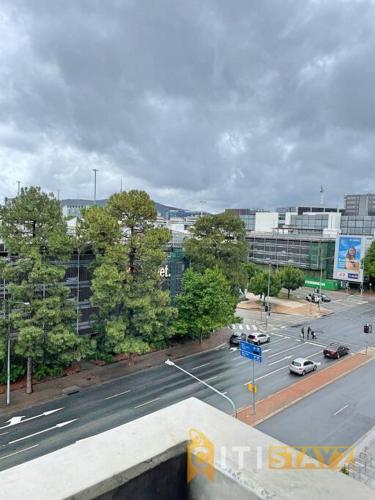 Lavish & Oversized 1 Bd 1Bth - Centre of the CBD