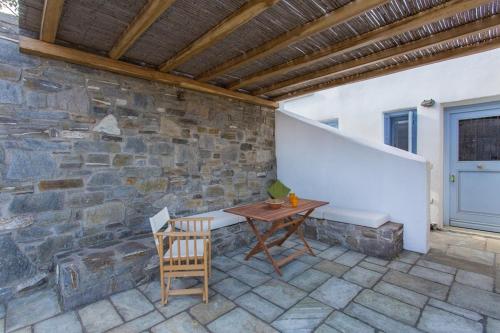 Serifos Stone Villa B - image 3