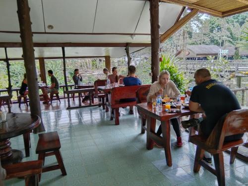 Khao Sok River & Jungle Resort - 레스토랑