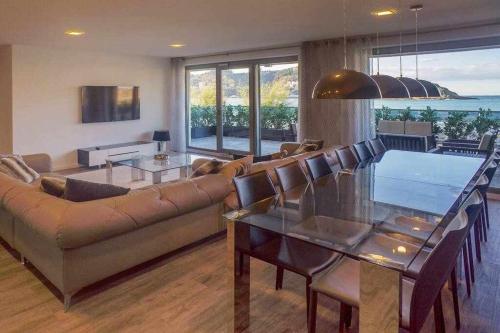 The Best in San Sebastian PRIVATE ENTRANCE & TERRACE - image 12