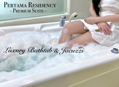 Private Jacuzzi Staycation at KL City 1014, Kuala Lumpur