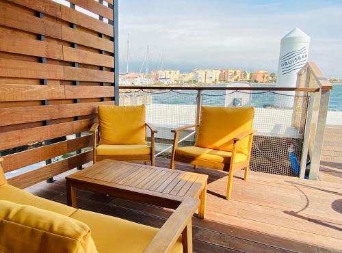 บริการและสิ่งอำนวยความสะดวก, Les Ilots de Gruissan in กรุยส์สัน