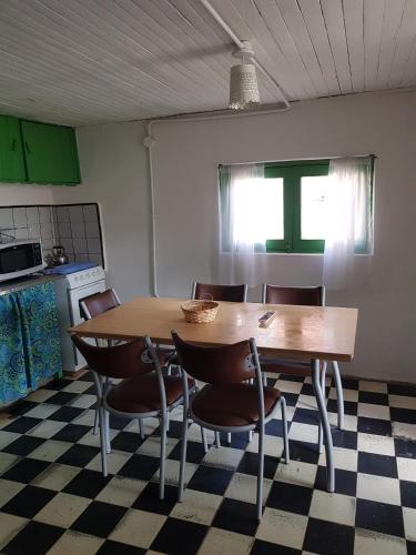 Létesítmények, La Casita de Monte in Monte Hermoso