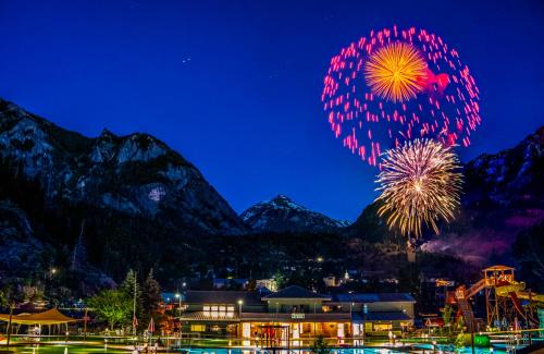 Ouray Riverside Resort - Inn & Cabins in อูเรย์ (โคโลราโด)