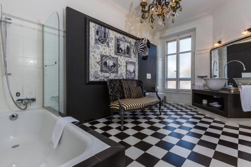 Fürdőszoba, La Maison d'Igor in Morges