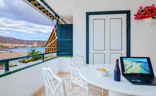 La Maricita Cristianos - Beach Front & Sea View Only Adult - image 4
