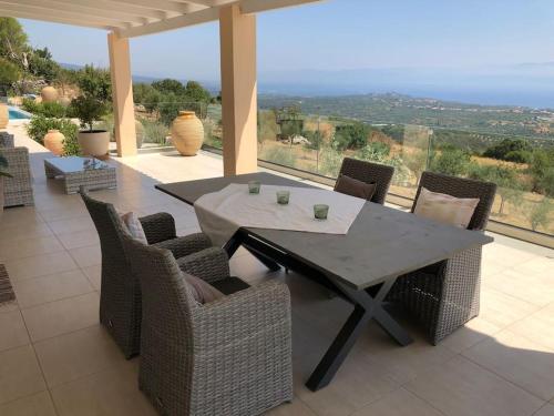 Balcony/terrace, Villa Ocean View in Chrisokellaria