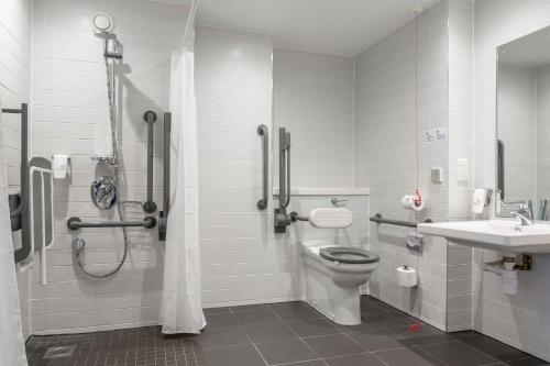 Holiday Inn Express Dublin City Centre an IHG Hotel - image 9