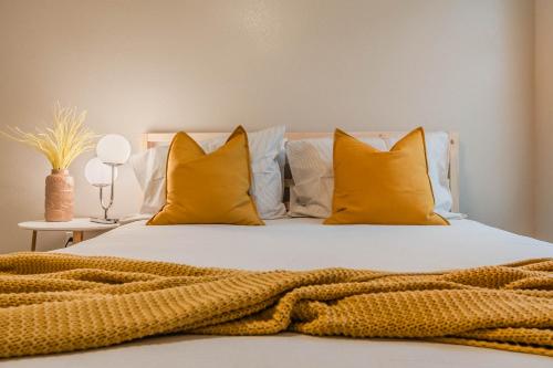 3Bedroom 2Bathroom close to historic downtown fast wifi in McKinney, USA