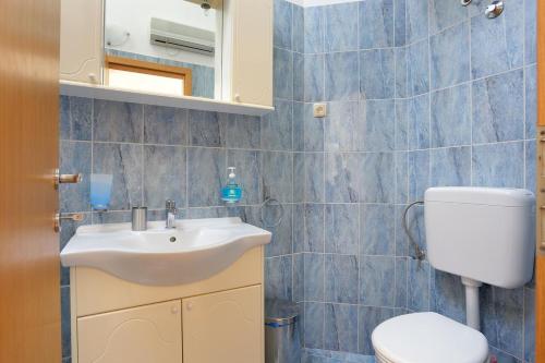 Apartments by the sea Balica Rat Omis - 2753 - image 12