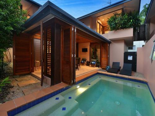 Chez Willow Villa