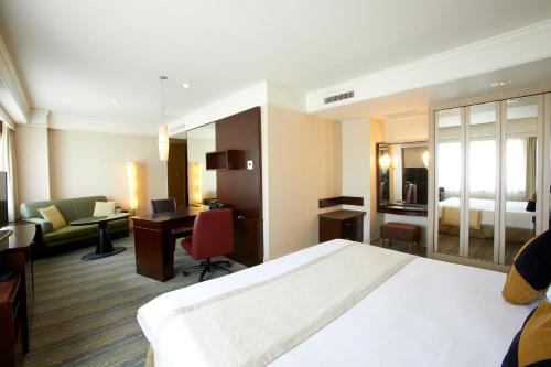 Deluxe Double Room with Complimentary Breakfast - Executive Floor
