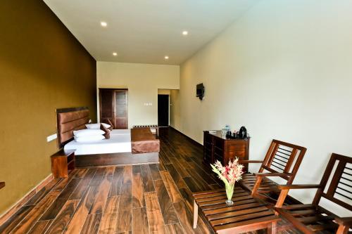 Golden Star Beach Hotel