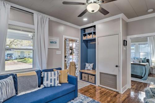 Central Cottage with Grill, 1 Mi to Cajun Field in Lafayette Városközpont