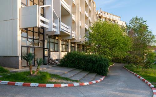 Aqualoo Hotel - image 12