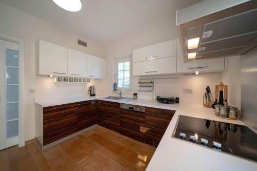 Portville Holiday Villas - Villa Stella